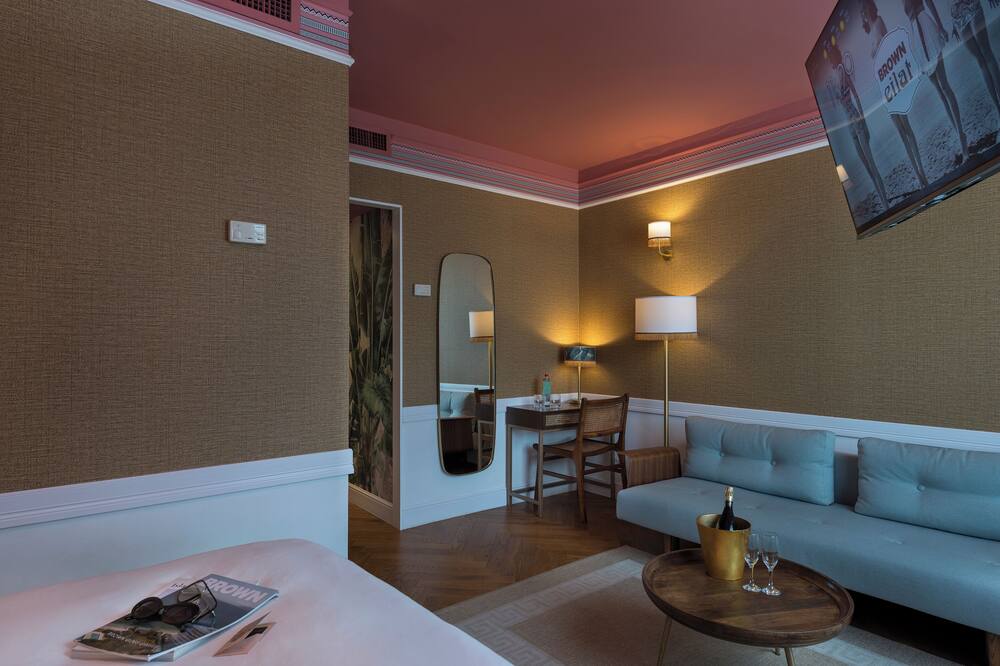 アダム ブティック エイラート 写真