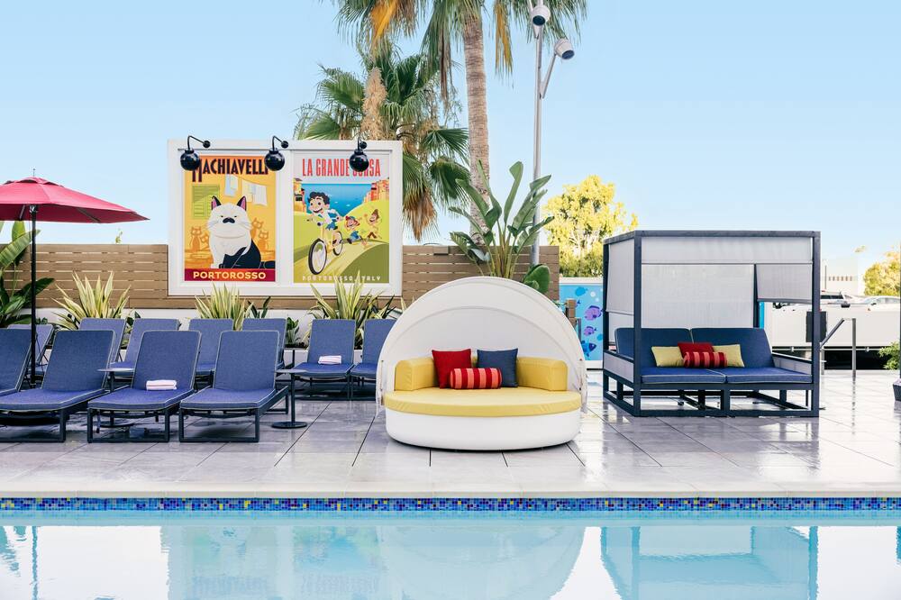 ピクサー プレース ホテル 写真