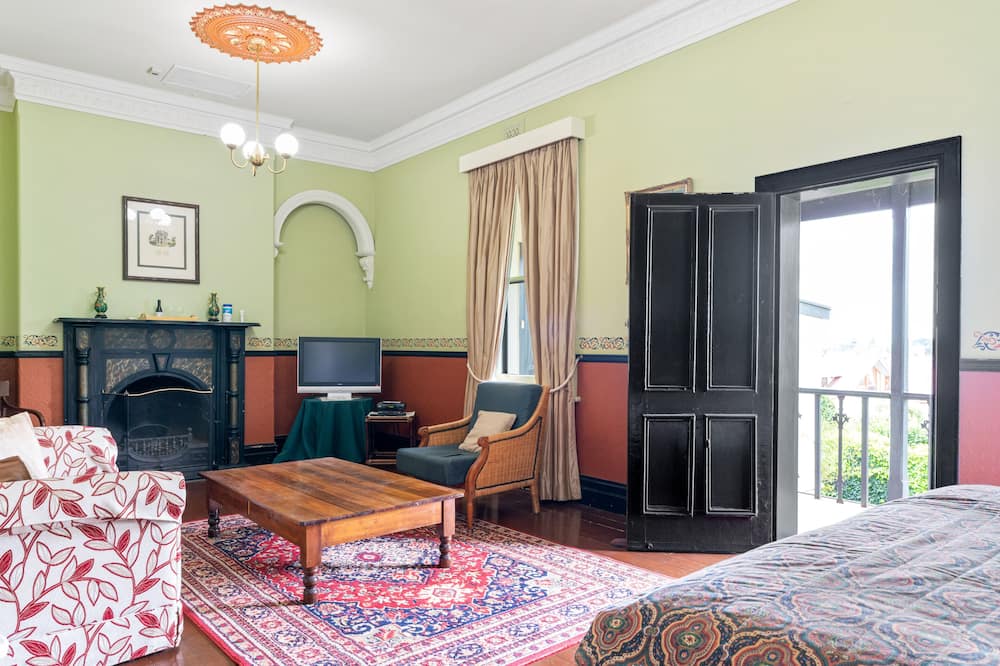 Colhurst House 写真