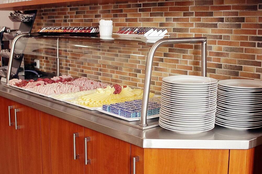 ホテル ズラタ ヴァハ 写真