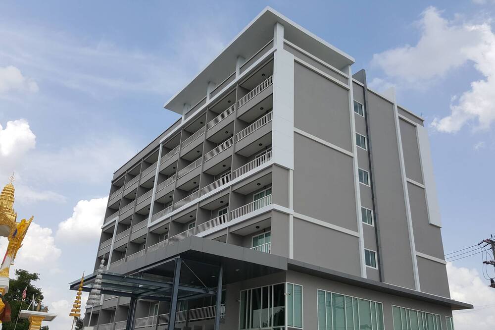 Chaisaeng Villa 写真