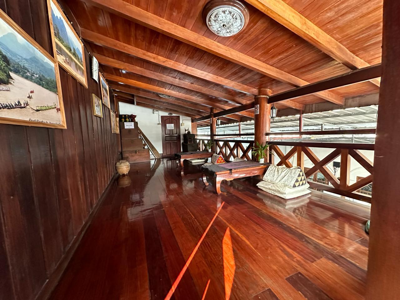 ラタナ ゲストハウス 写真