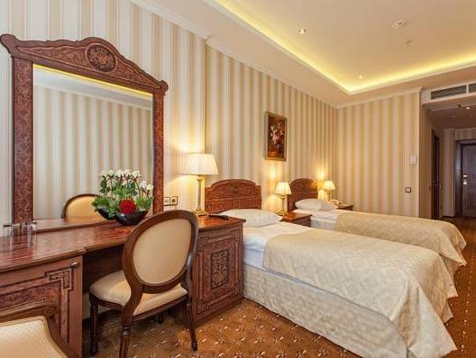 SK ロイヤル ホテル 写真