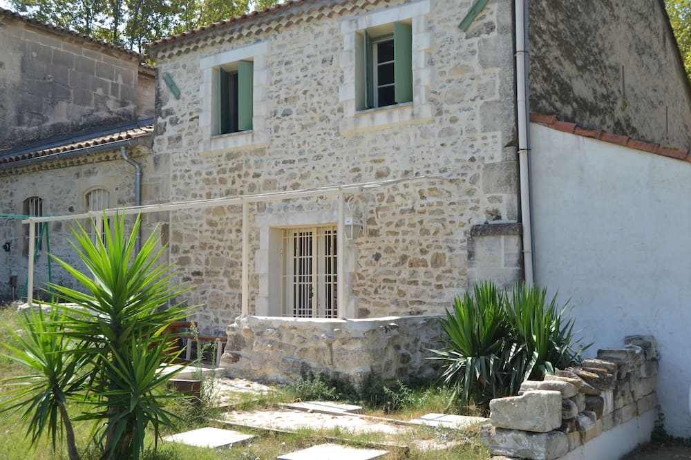 Stone sheepfold 写真