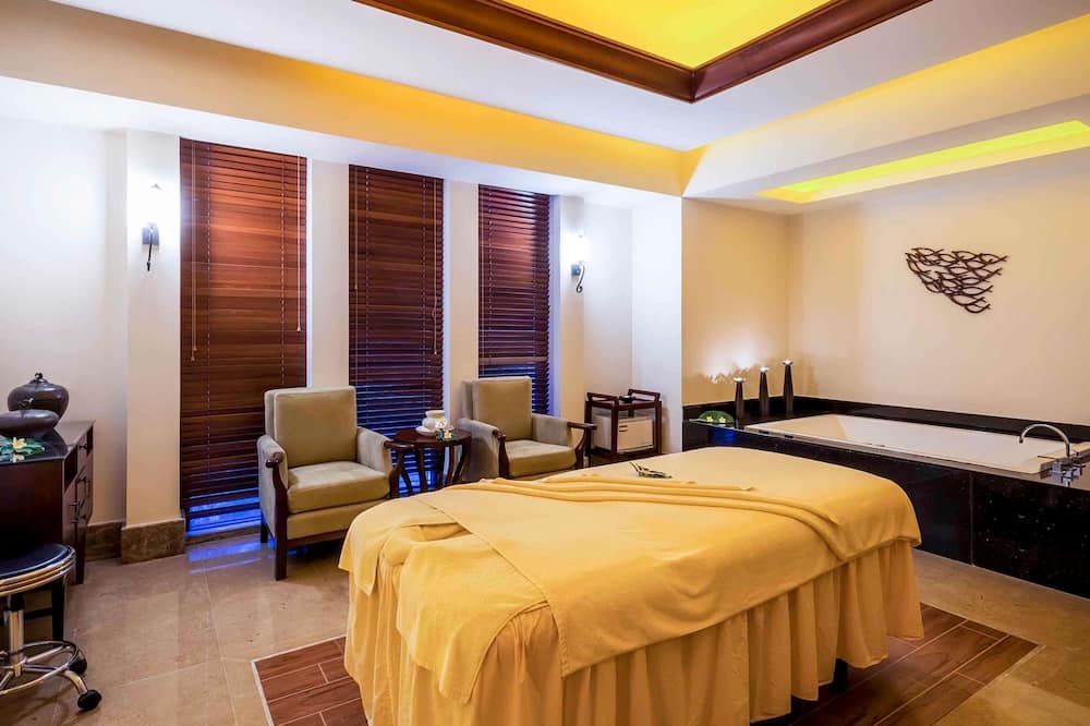 プルマン サンヤ ヤロン ベイ ヴィラズ アンド リゾート 写真