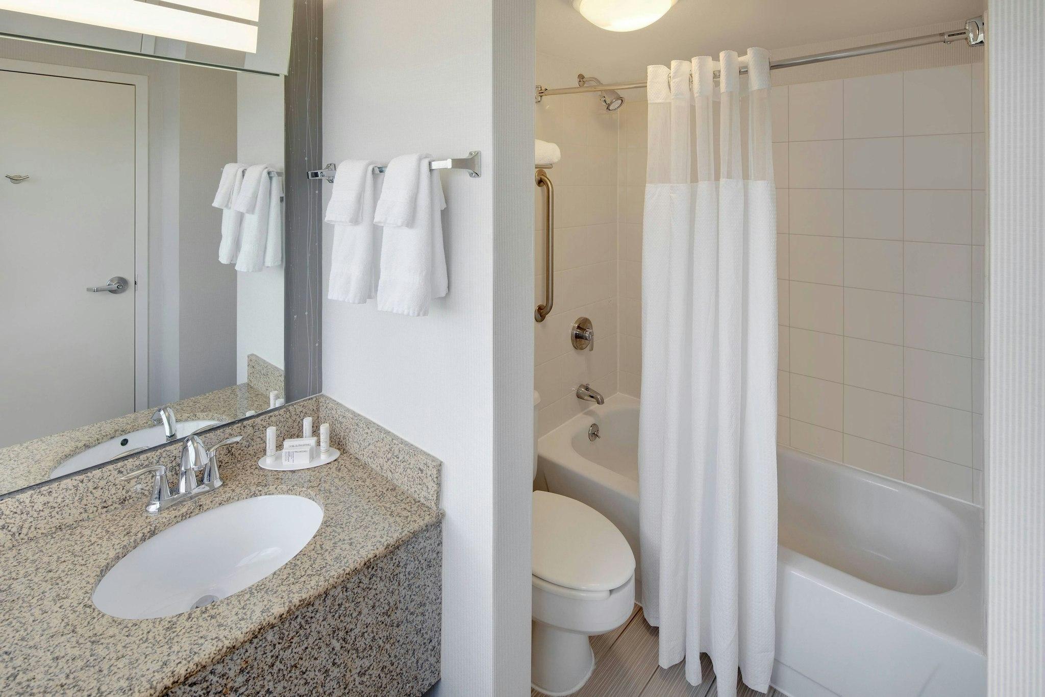 Courtyard by Marriott Austin-University Area 写真