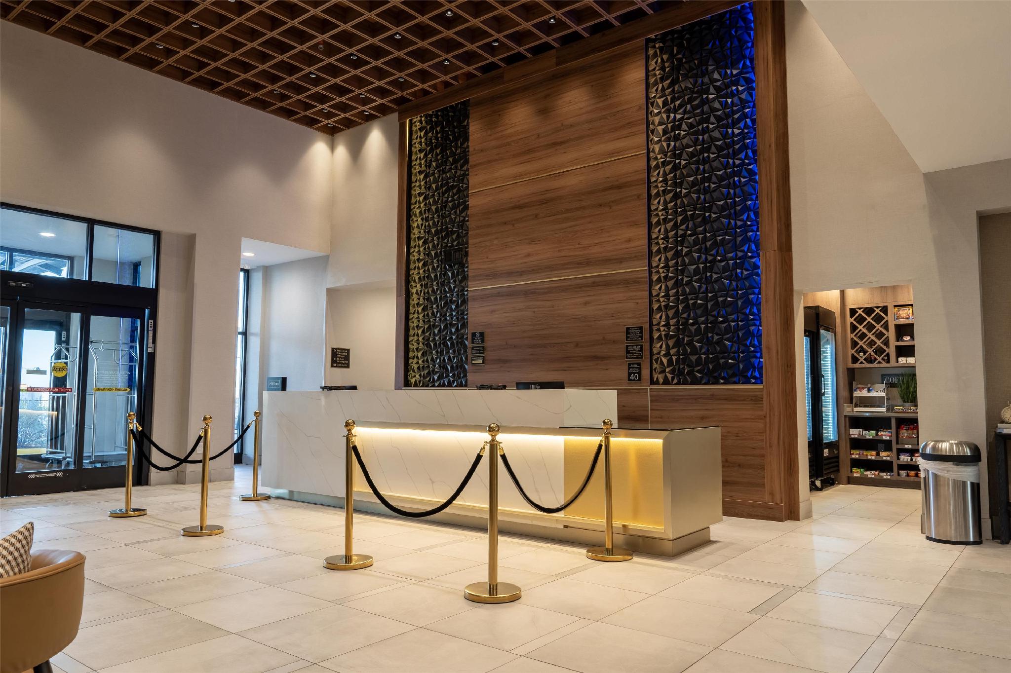 DoubleTree by Hilton Fort Worth Fossil Creek 写真