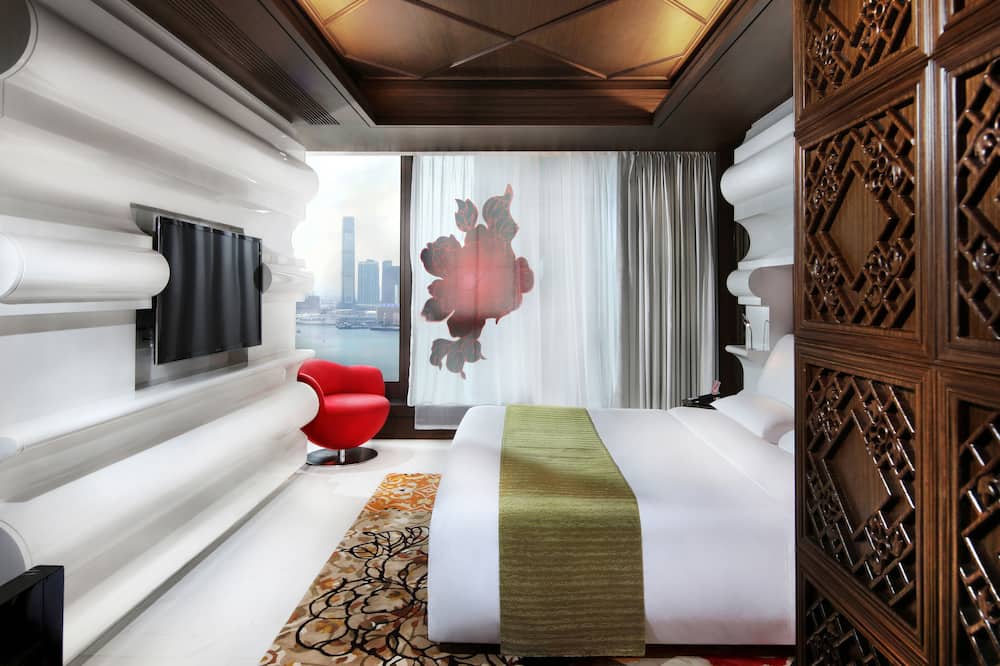 ミラ ムーン 写真