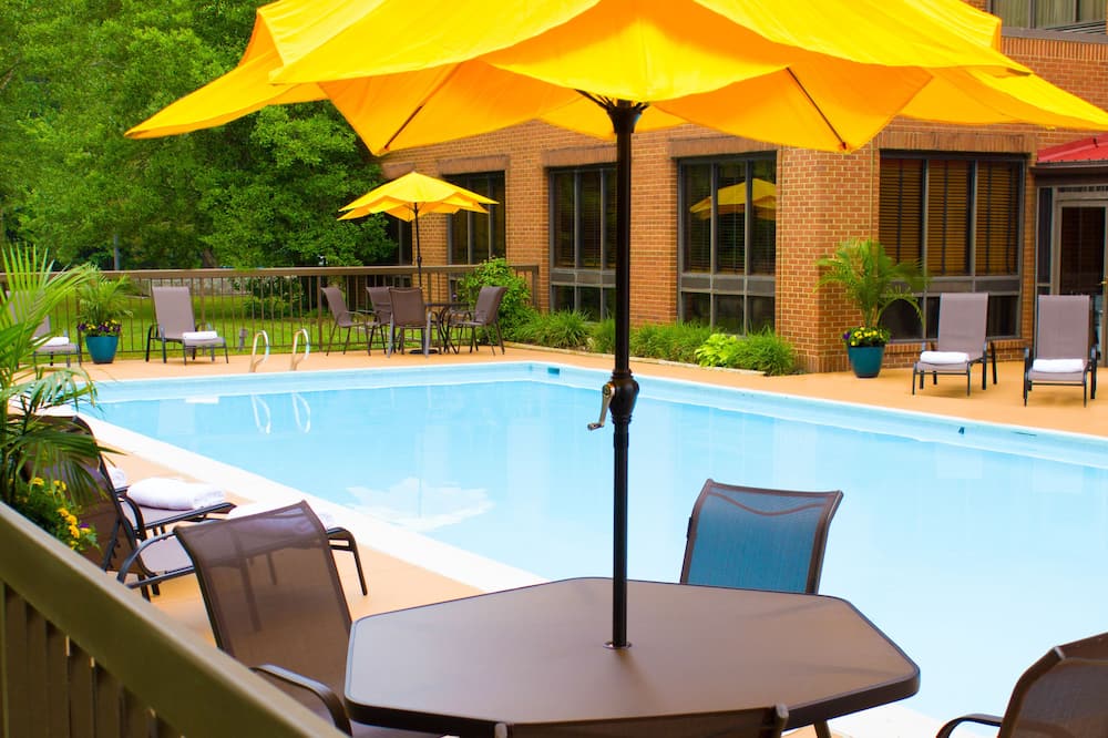 Wyndham Garden Williamsburg Busch Gardens Area 写真