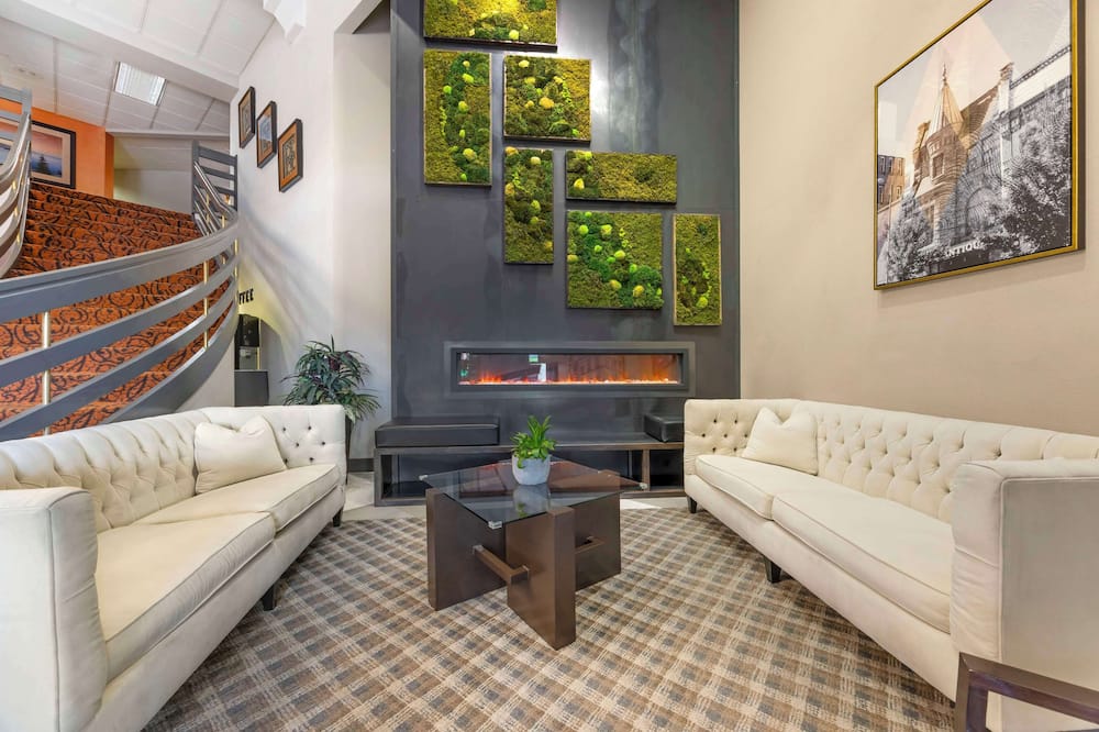 Best Western Plus Mill Creek Inn 写真