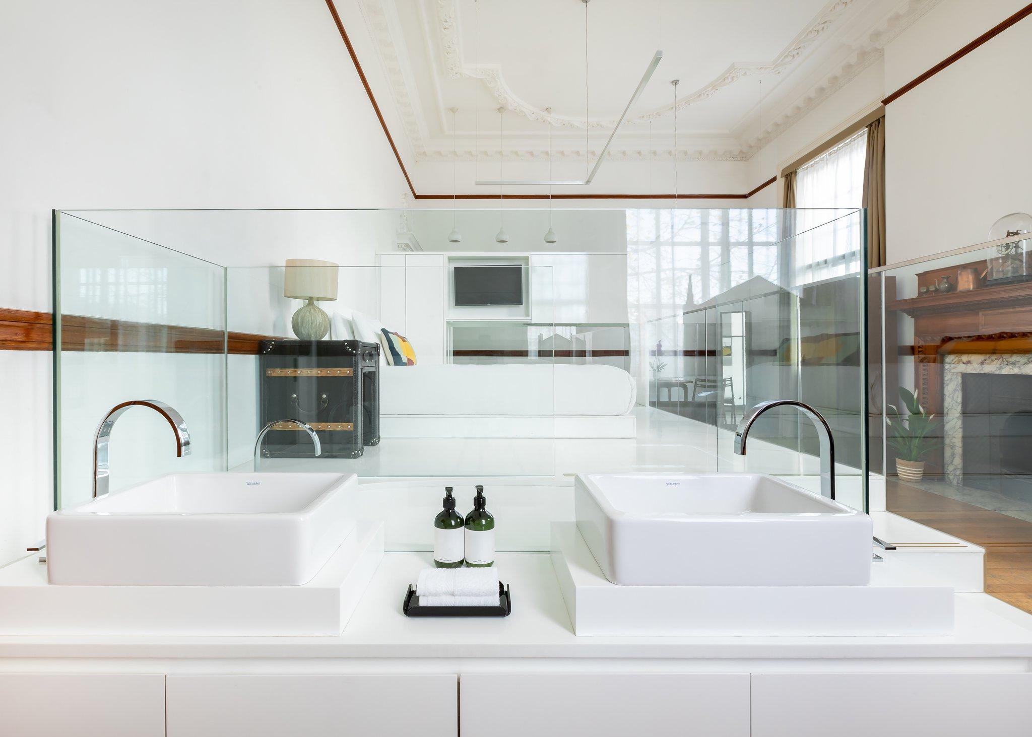 タウン ホール ホテル 写真