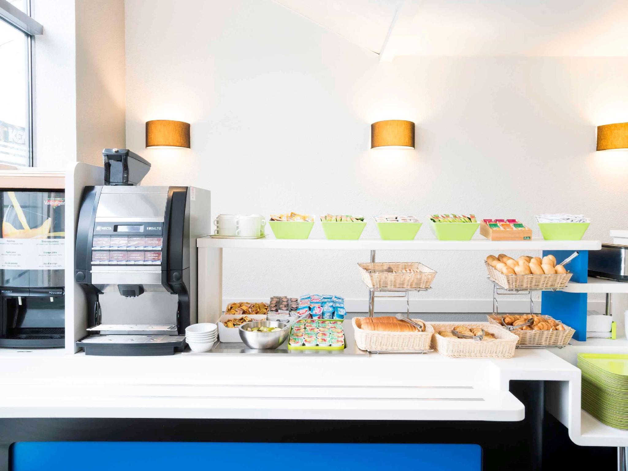 イビス バジェット パリ ポルト ドゥ モンマルトル 写真