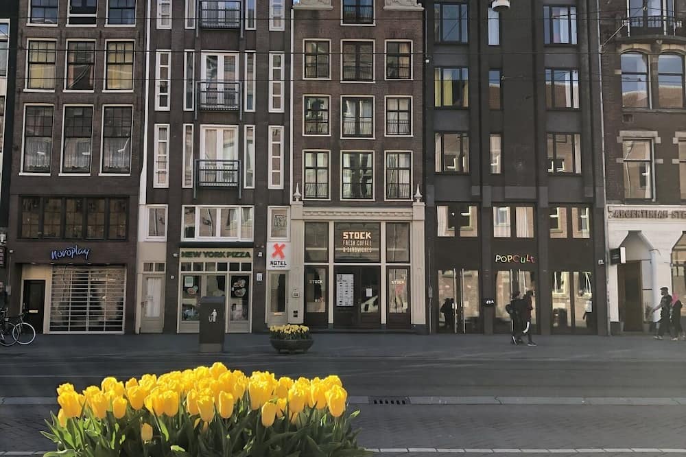 ホテル ジ エクスチェンジ 写真