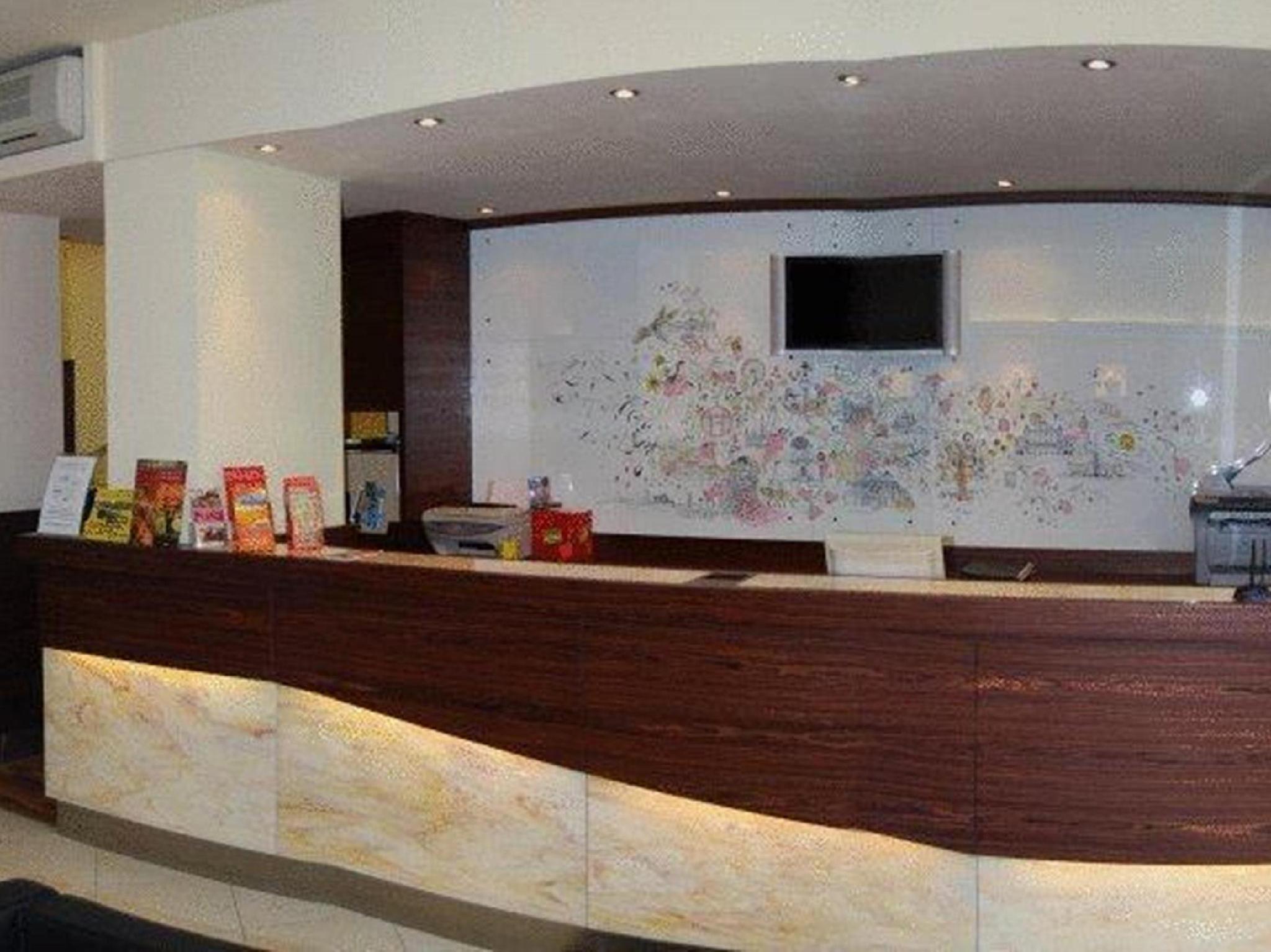 ホテル アタシェ 写真