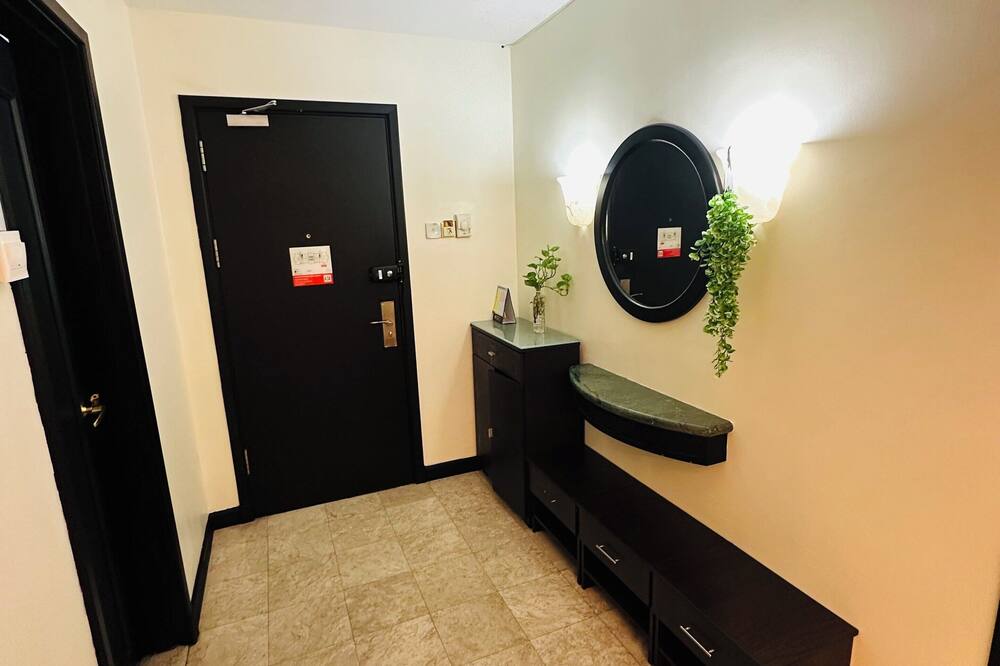 タヒーンズ スイート アット ベルジャヤ タイムズ スクエア 写真