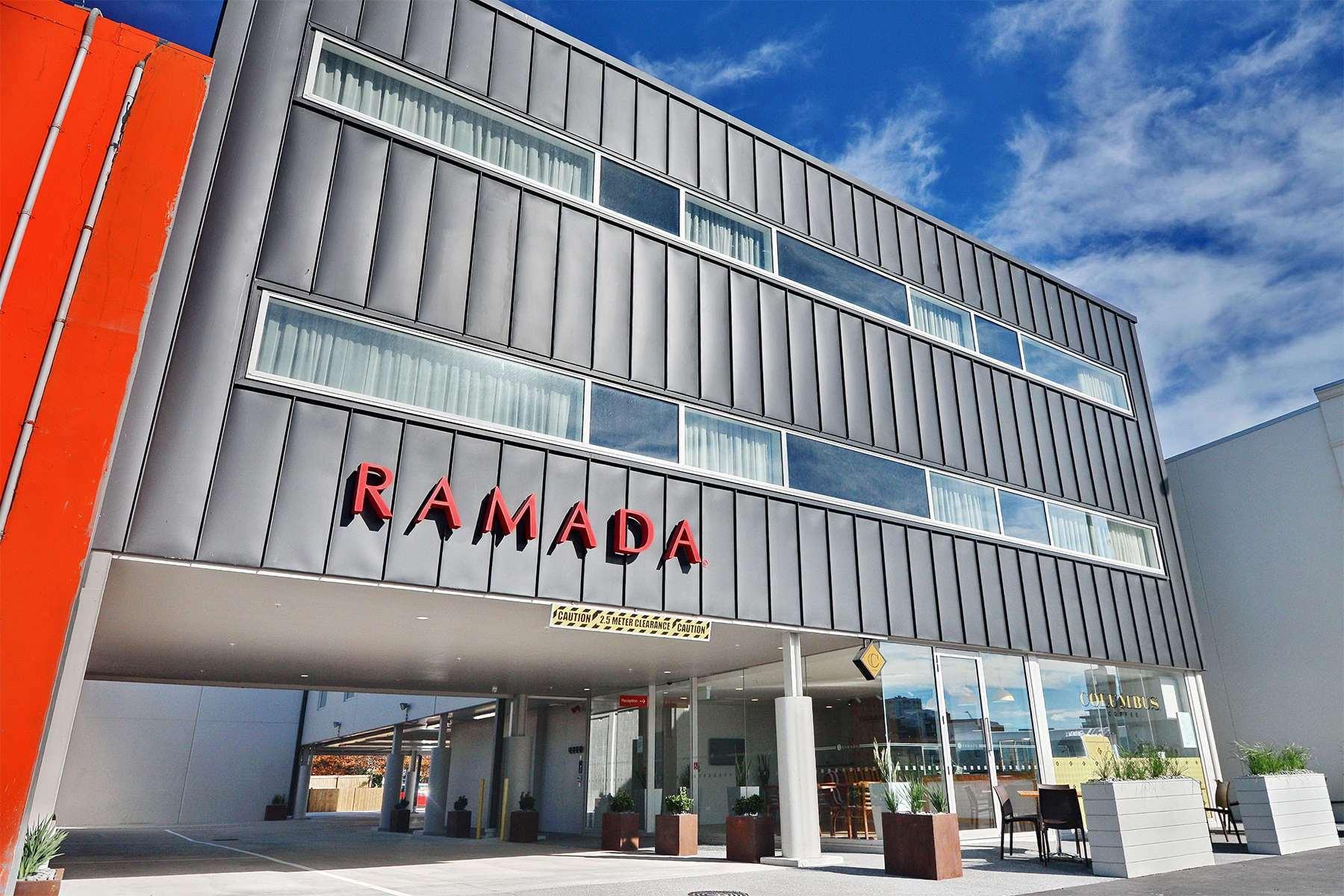 ラマダ スイーツ バイ ウィンダム クライストチャーチ シティ 写真