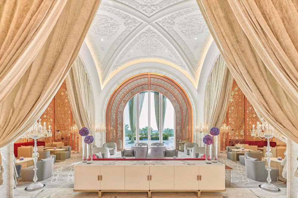 ラッフルズ ドーハ 写真