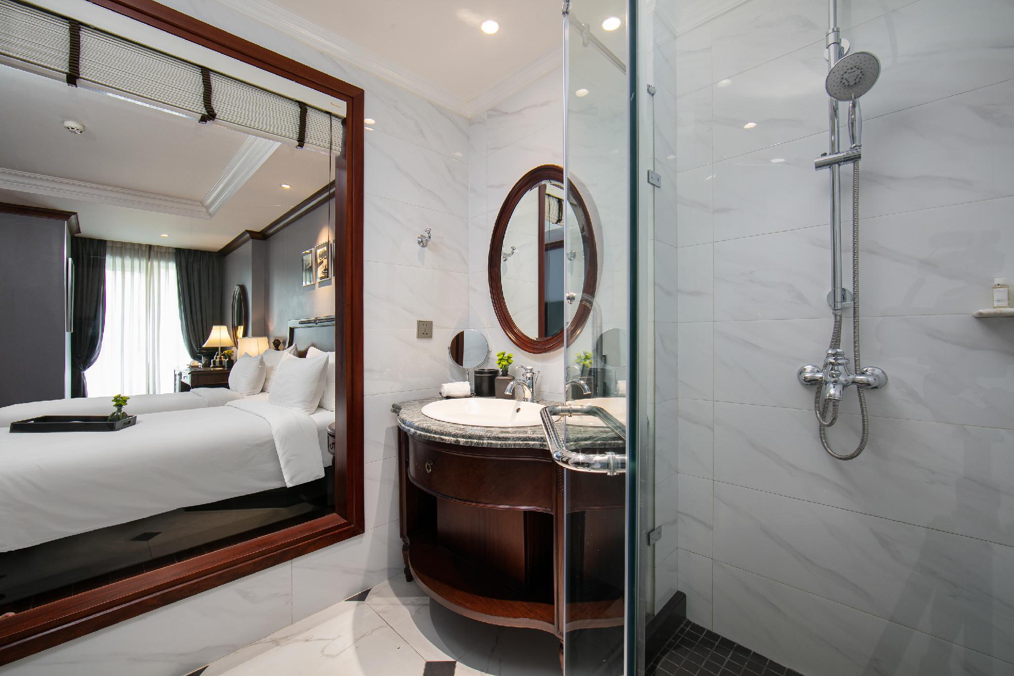 ラ シンフォニア マジェスティ ホテル アンド スパ 写真