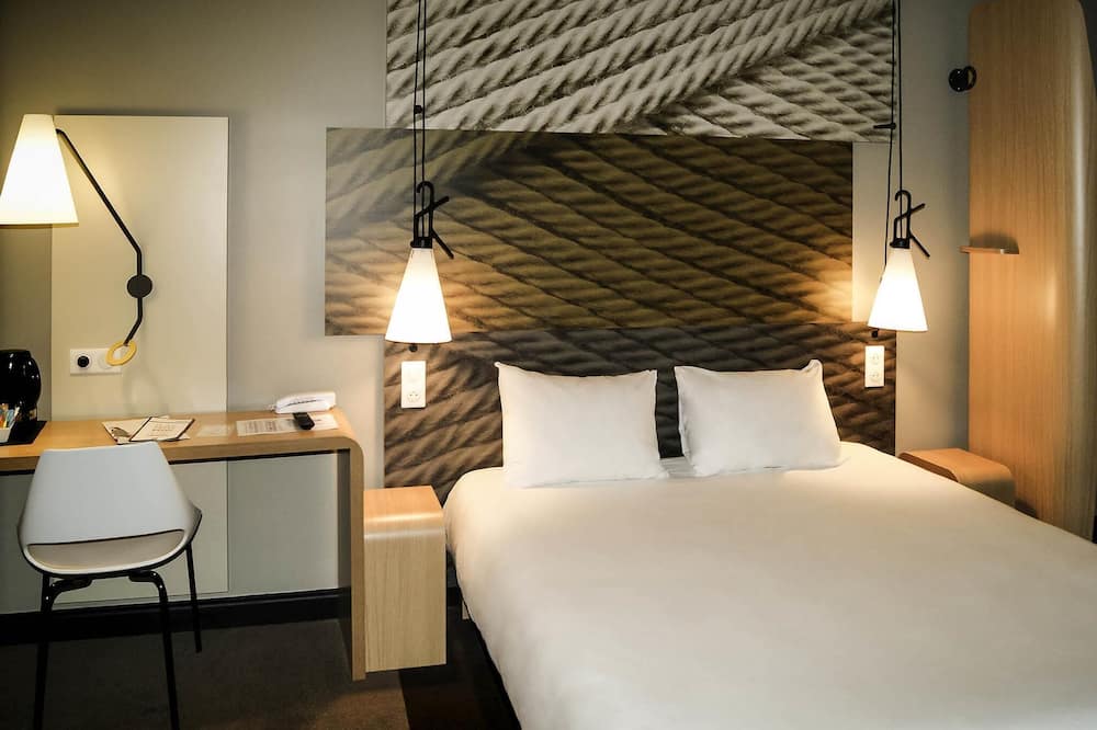 イビス サン マロ ラ マドレーヌ 写真