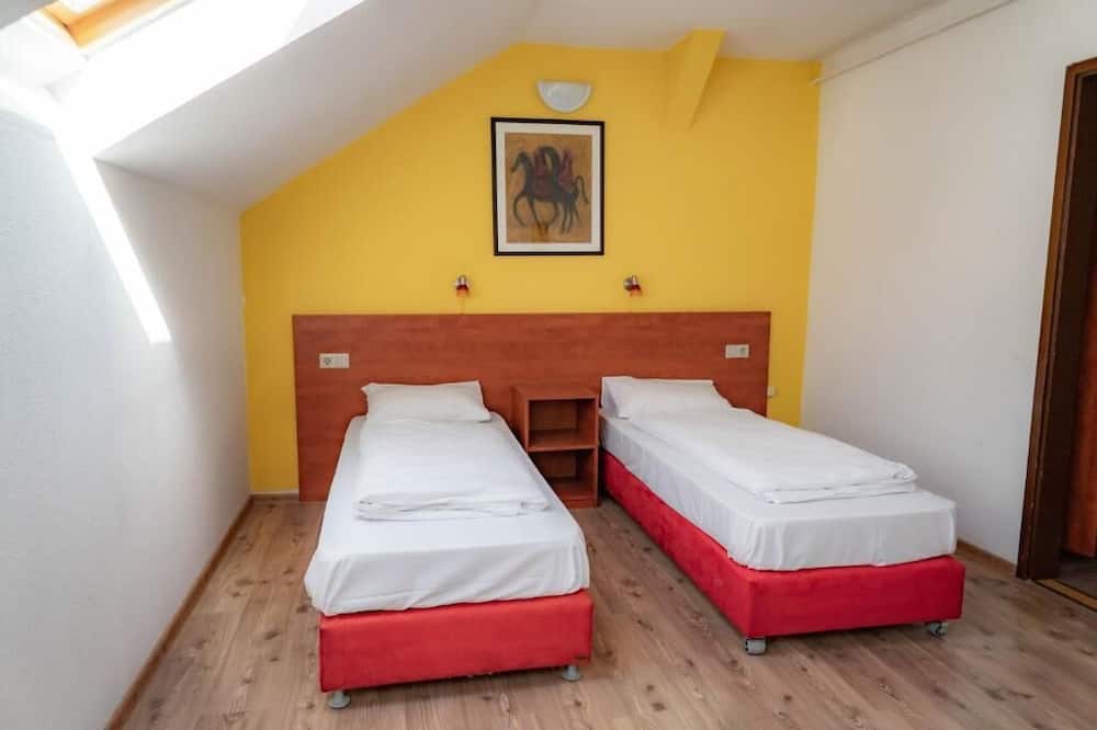 エクイティ ポイント ブダペスト 写真