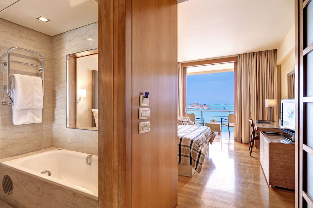 アンフィトリオン ホテル 写真