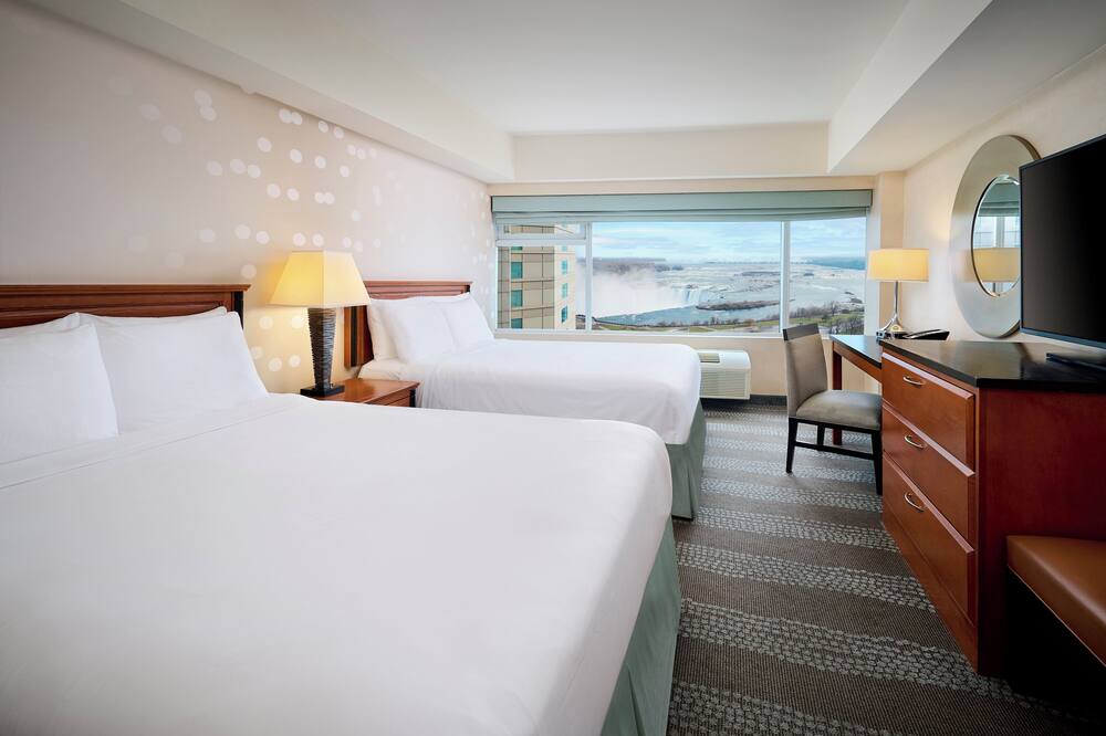 ナイアガラ フォールズビュー ホテル ＆ スイーツ バイ IHG 写真