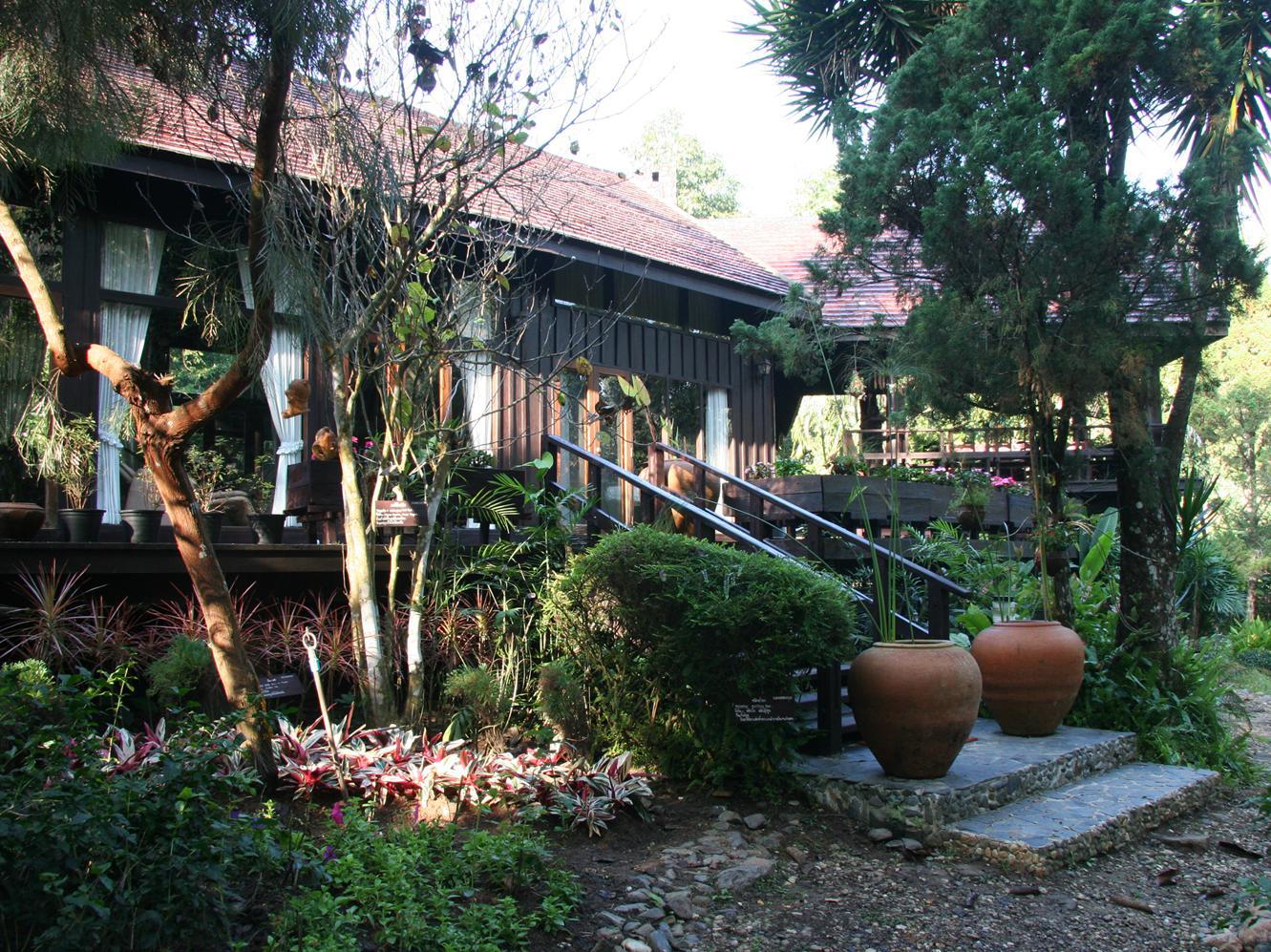 ヴィラ ダラコーン 写真