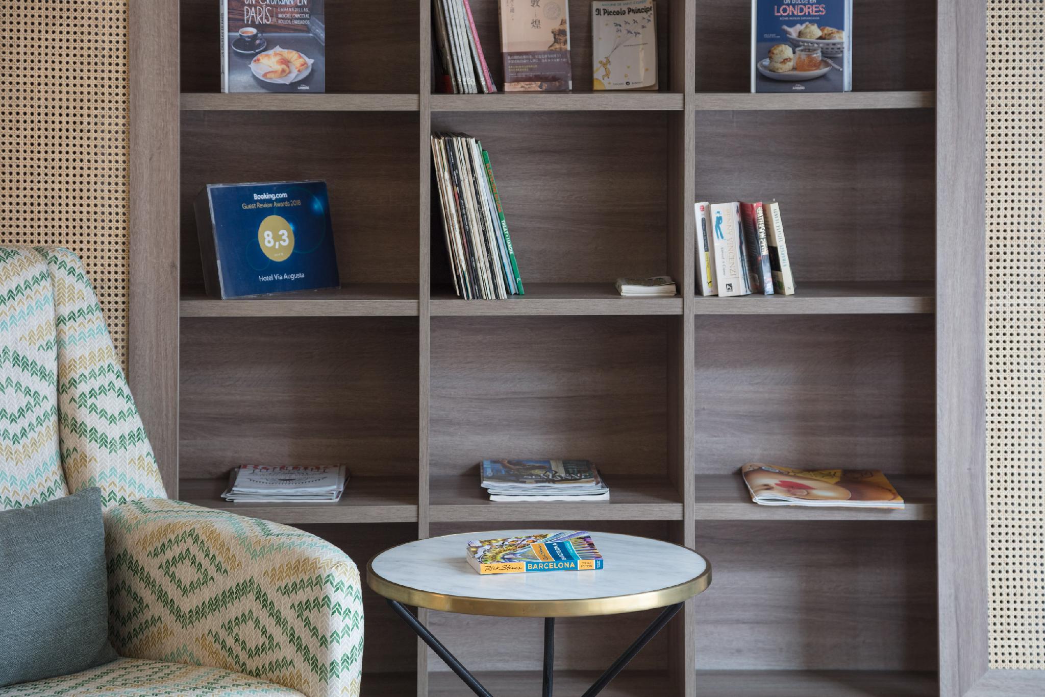 ホテル ヴィア アウグスタ 写真