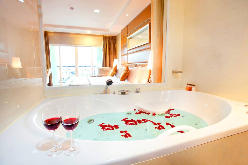 インティメイト ホテル パタヤ 写真