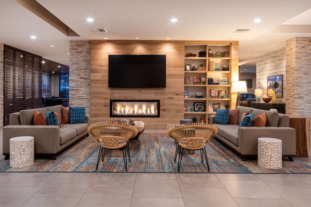 サンコースト パーク ホテル アナハイム リゾート タペストリー バイ ヒルトン 写真