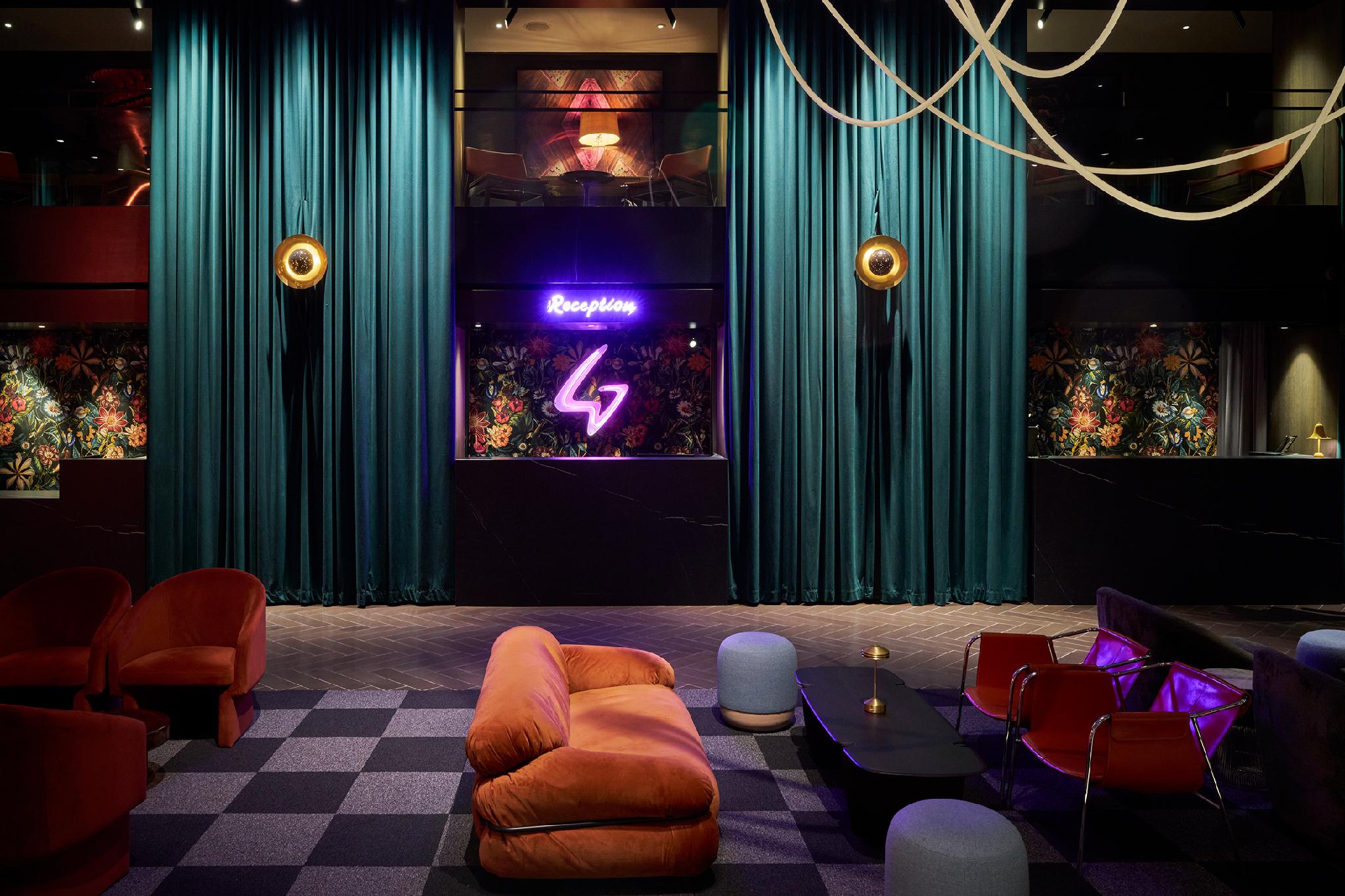 パラマウント タイムズスクエア 写真