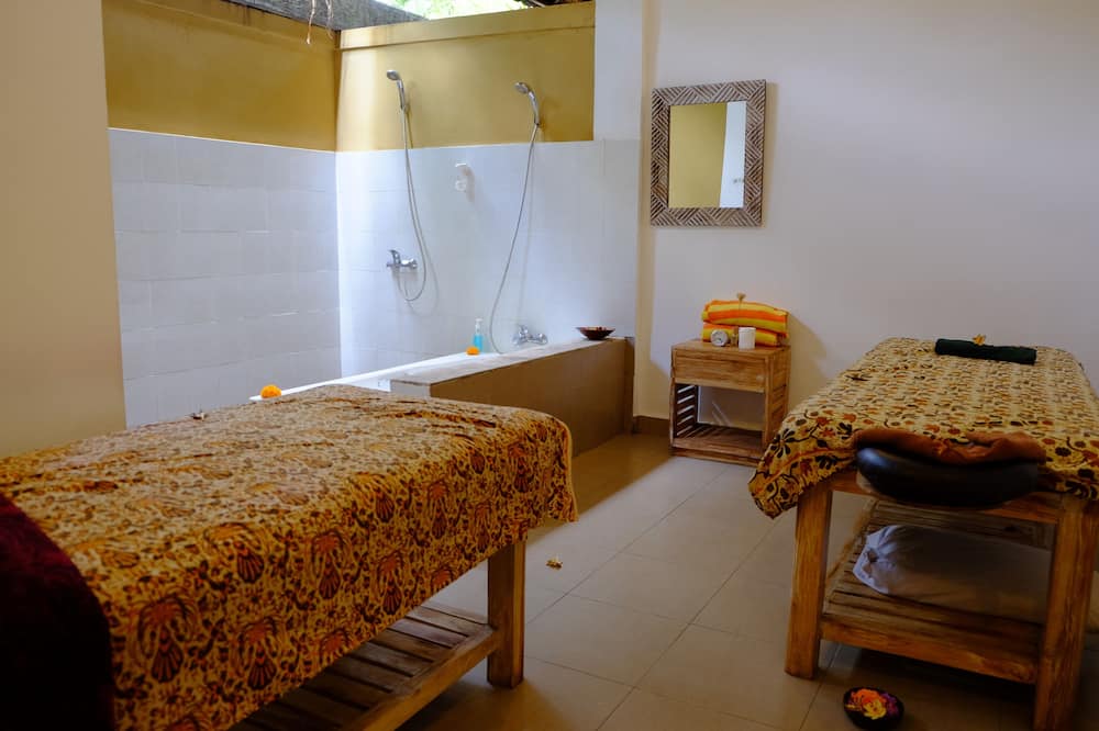 ジャティ 3 バンガローズ 写真