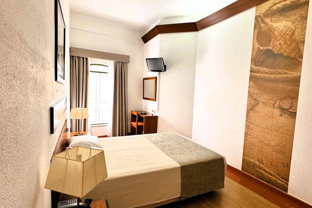 ラゴスマール ホテル 写真