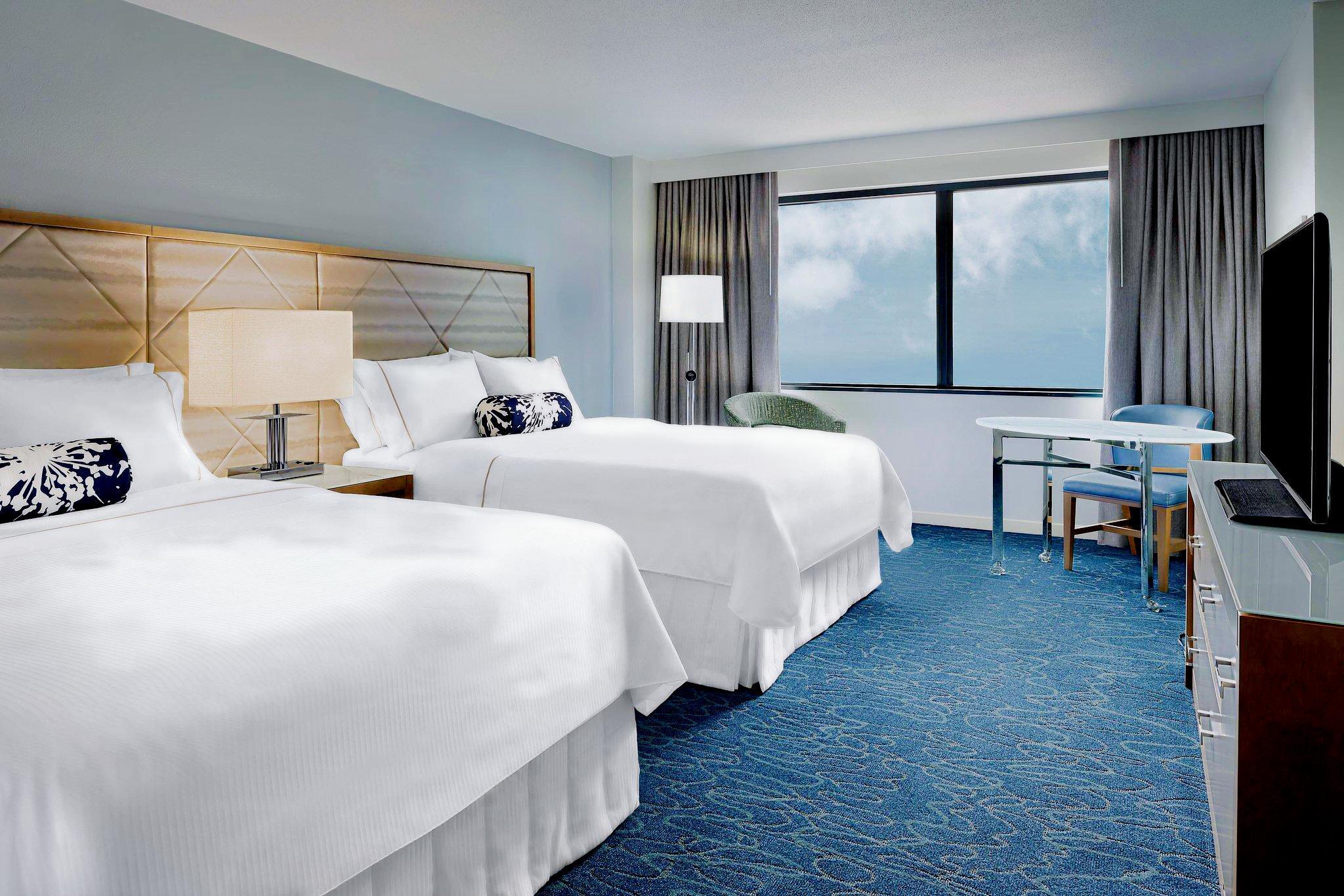 ウォルト ディズニー ワールド スワン 写真