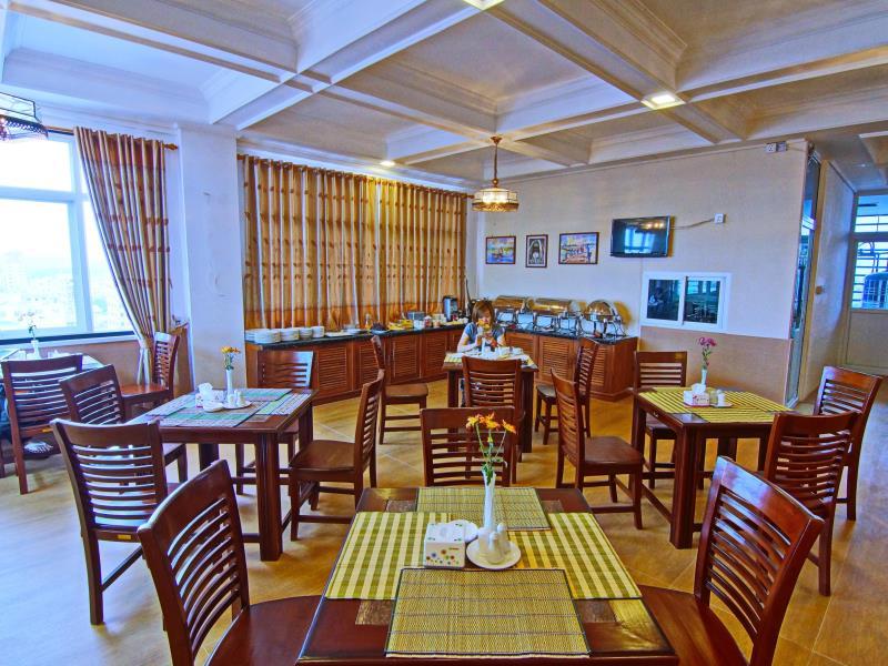 ロイヤル パール ホテル 写真