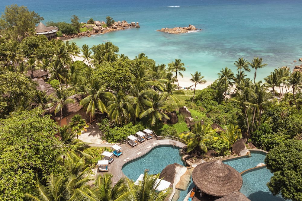 コンスタンス レムーリア リゾート 写真