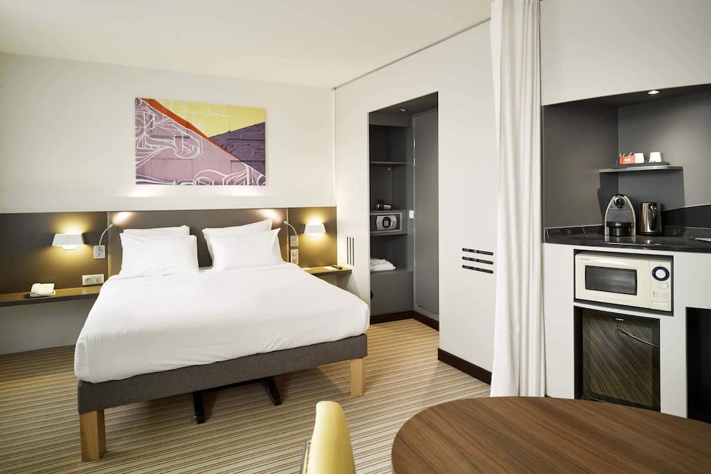 ビーアンドビー ホテル パリ グラン ロワシー シーディージー アエロポール 4エトワール 写真