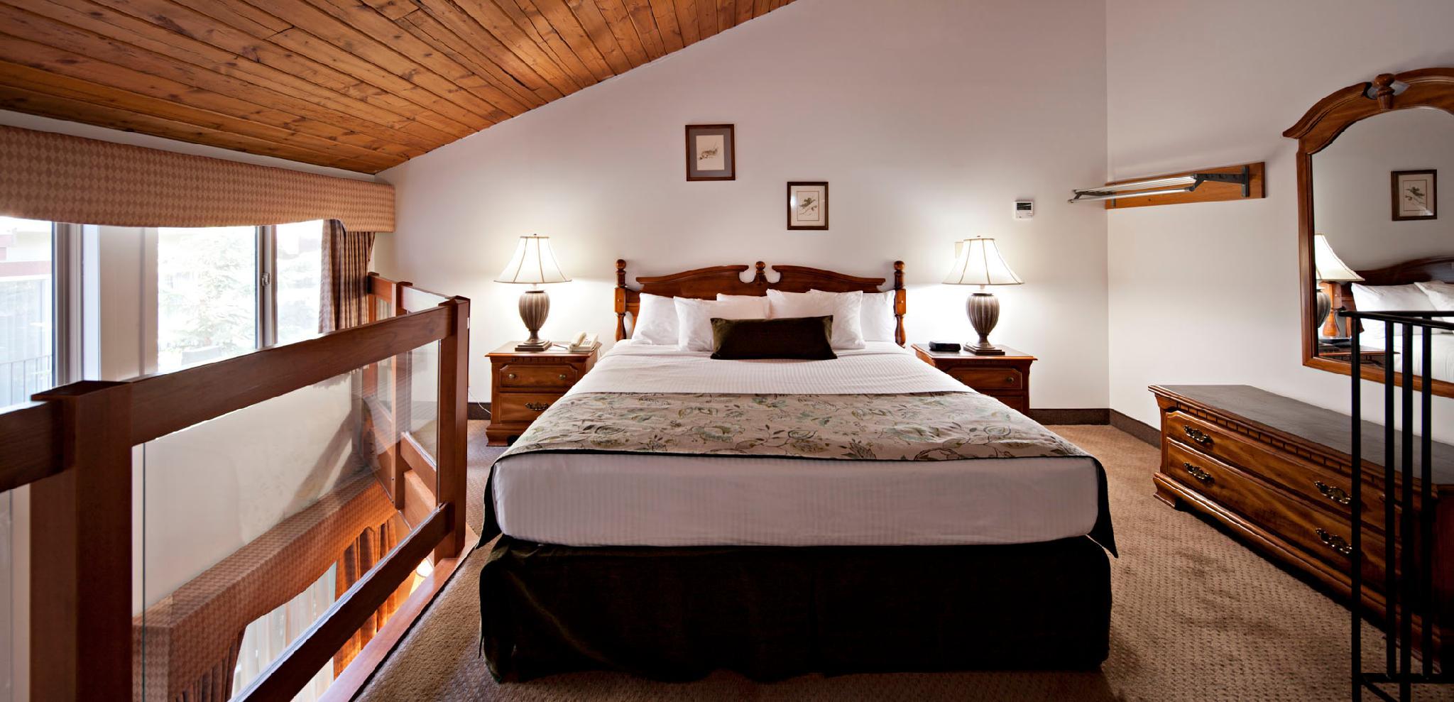 チャールトンズ バンフ 写真