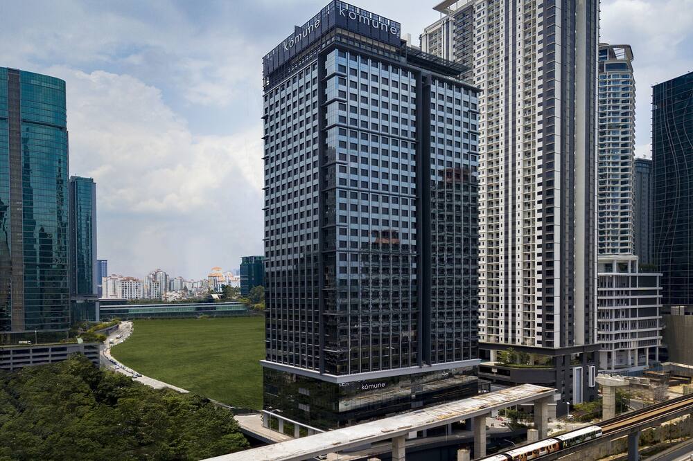 コムネ リビング 写真