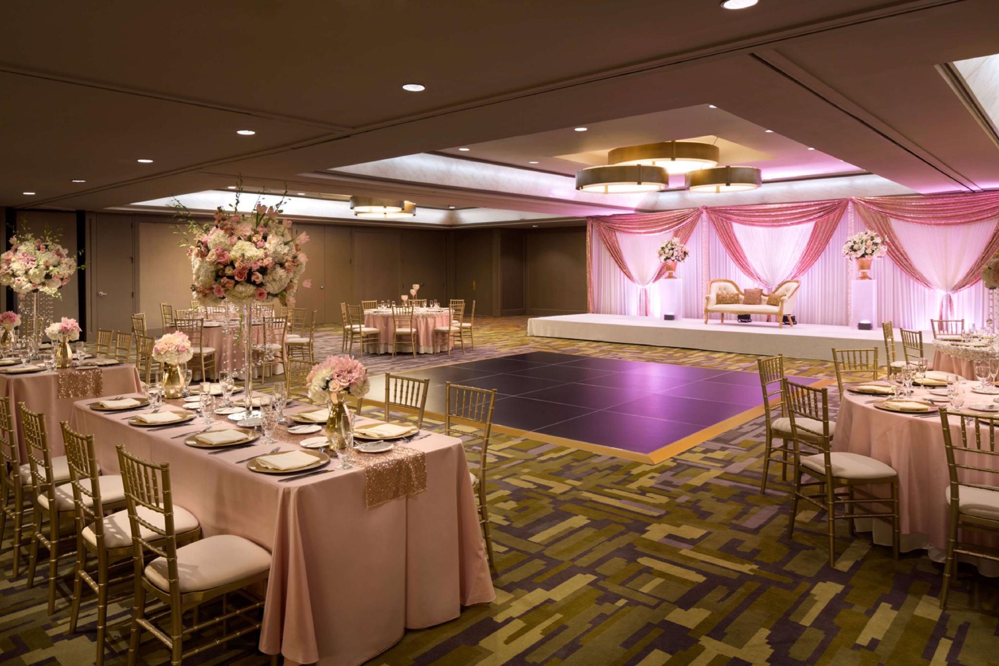 ダブルツリー バイ ヒルトン ダラス キャンベル センター 写真