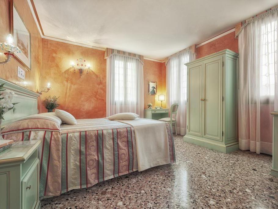 フィレンツェ ホテル 写真