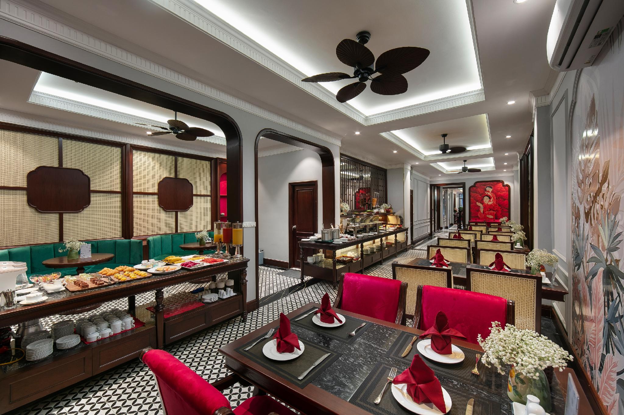 セレーヌ セントラル ホテル 写真