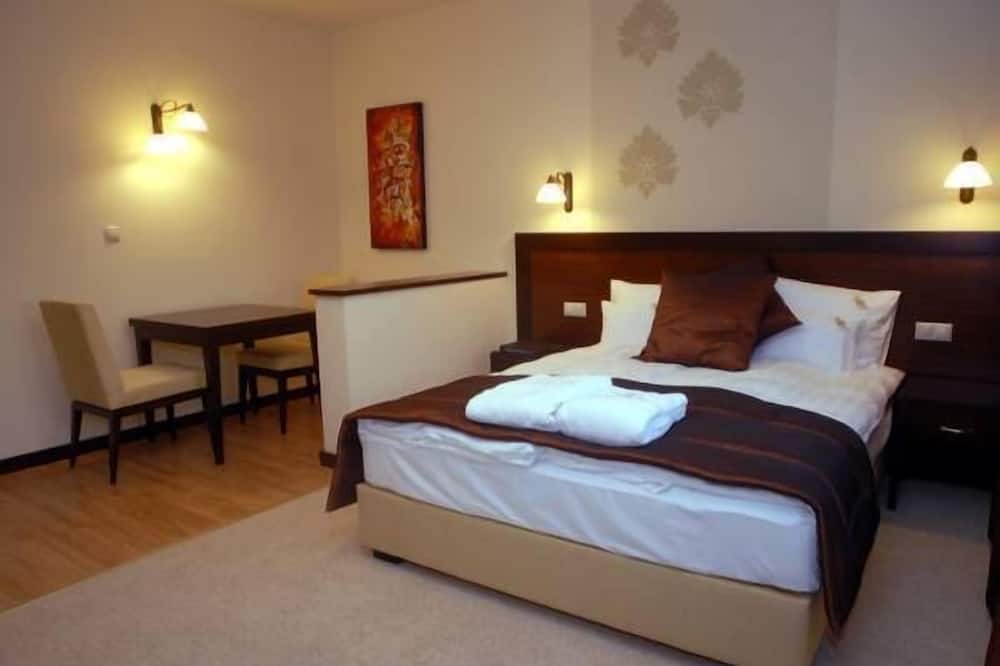 ホテル アウルム 写真