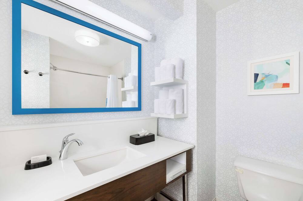 ハンプトン イン ＆ スイーツ フォートウェイン ノース 写真