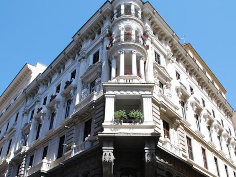 ホテル ル プティ 写真