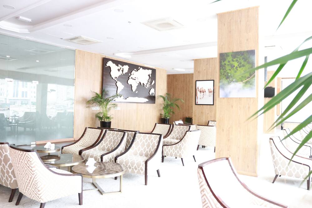 アル ダファ ホテル スイーツ 写真