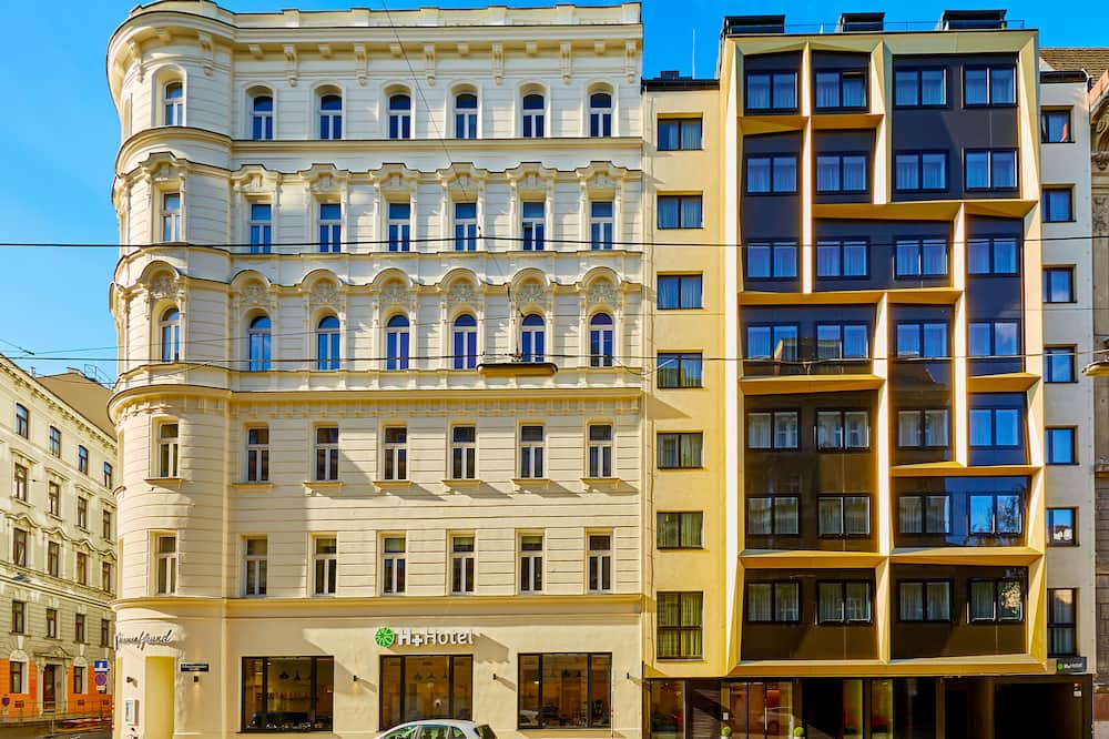 H+ ホテル ウィーン 写真