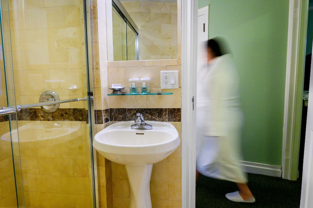 ホテル ビーコン 写真