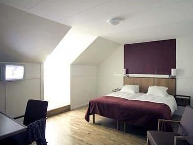 Home Hotel Post 写真