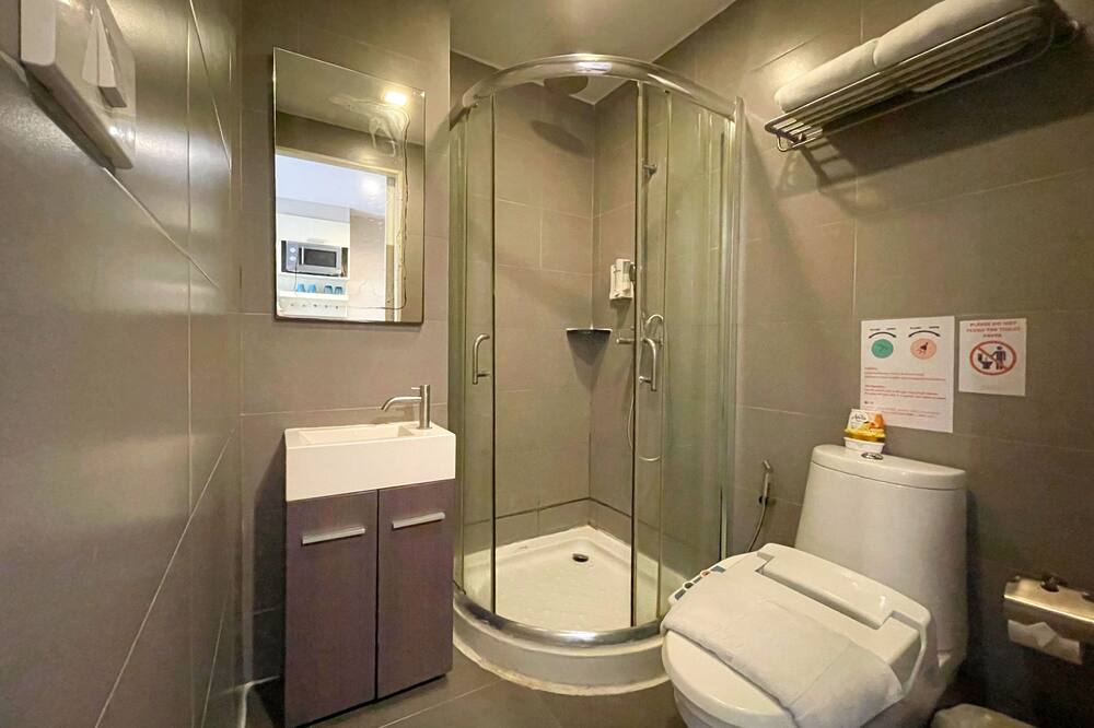 アラワナ エクスプレス プロンポン 写真